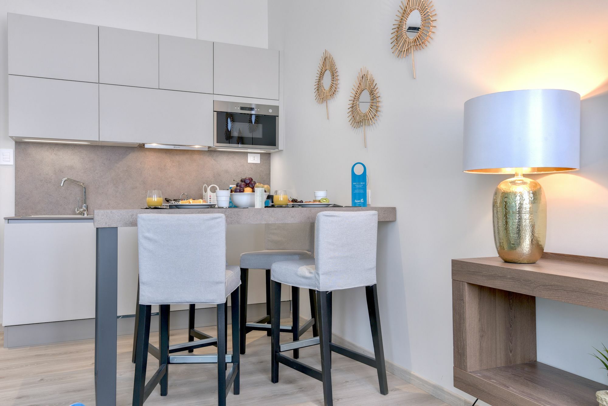 Sweet Inn Apartments - Dogana Milan Exterior photo